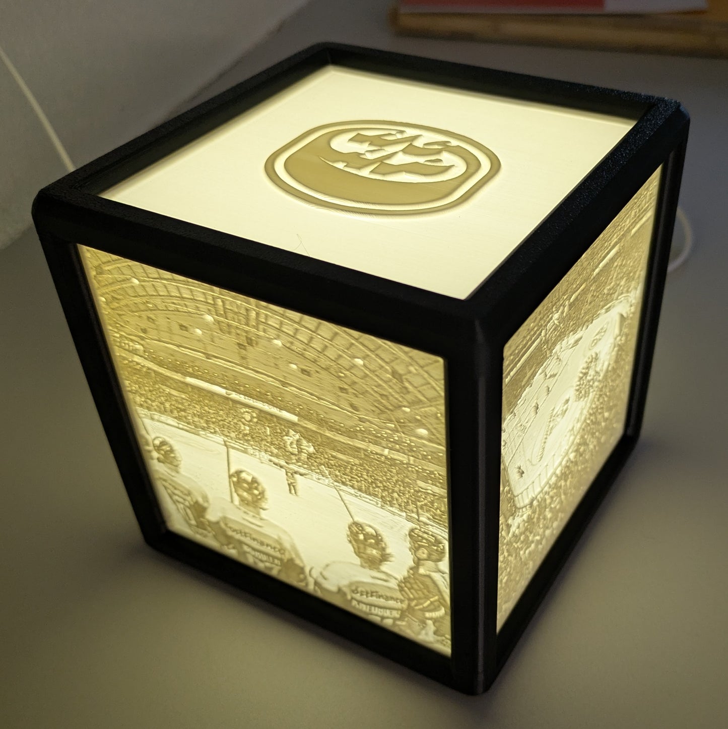 3D lithophane lamp - Hockey HC Ambrì-Piotta